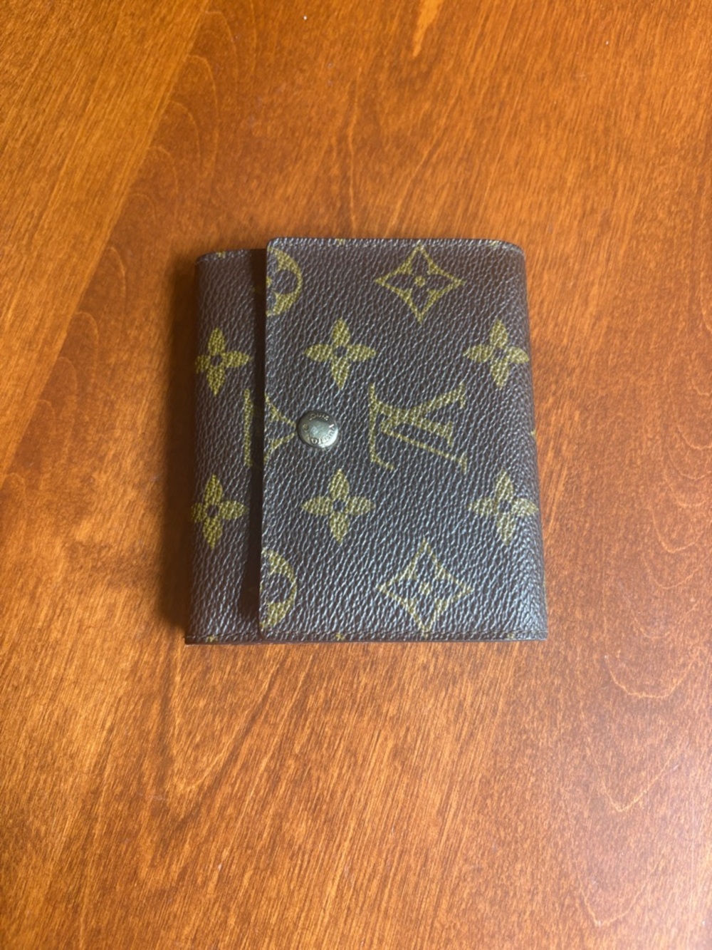 Authentic Vintage (Rare) Louis Vuitton Tri Fold Photo/Card Holder